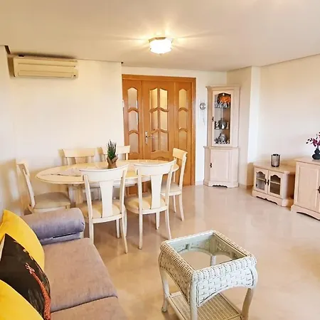 Ap Bermudas Gandia - Solo Familias Apartment *